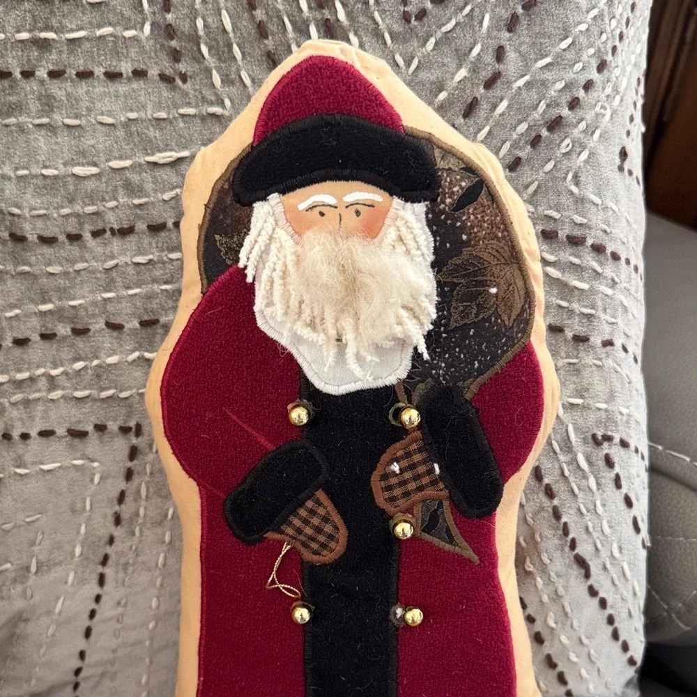 Limited edition Artisan Patti Christmas 1999 Santa Decor Pillow numbered 6/150